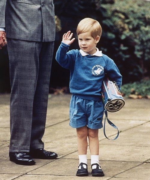 Фотографии членов британской королевской семьи в детстве
